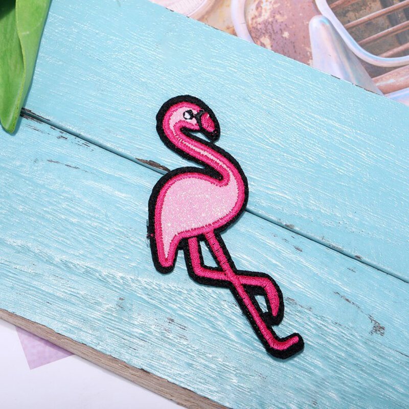 1 Pc Czerwony Biały Haft Flamingo Ściereczka Wklej/diy Akcesoria Do Dekoracji Odzieży Łatka Wklej