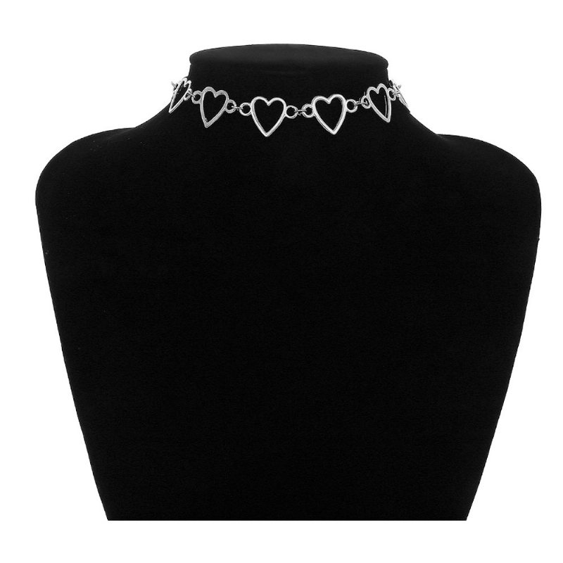 Naszyjnik Typu Choker Girl Women Hollowed Heart Shape Retro Trwały Łańcuszek Na Szyję Ze Stopu