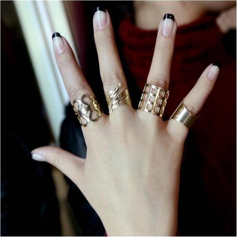 Multi Patterns Gold Leaf Hollow Out Square Ring