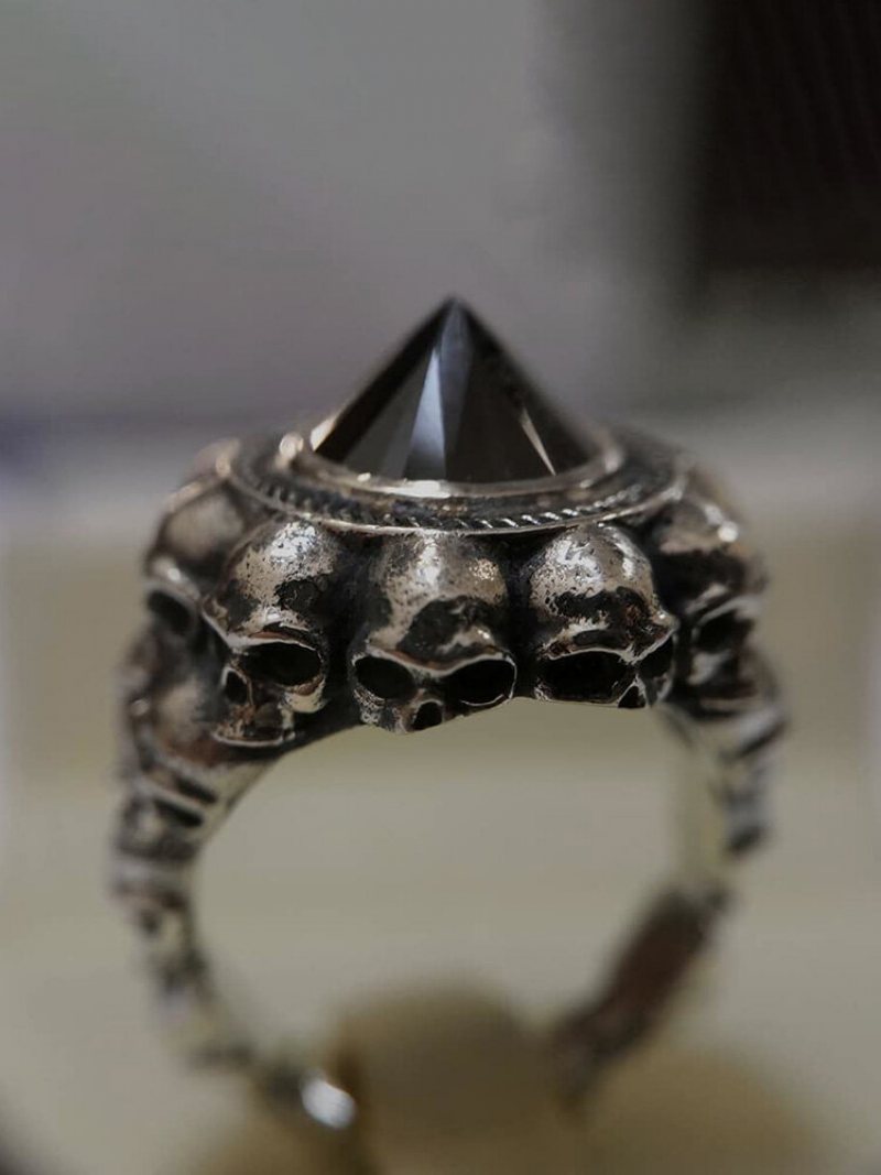 Vintage Skull Men Ring Punk Inkrustowane Satellite Gem Women