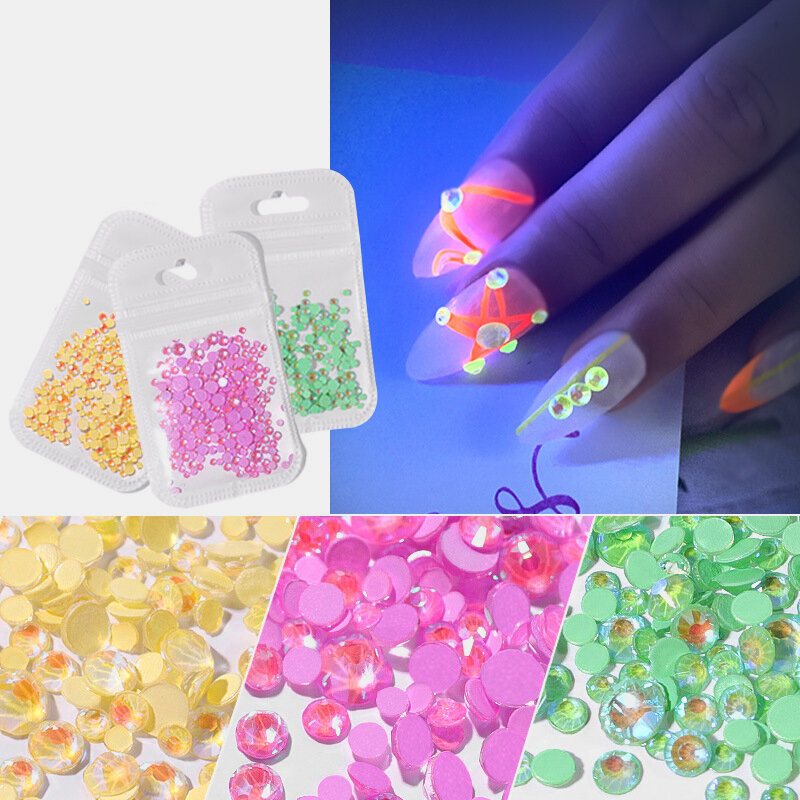 8 Kolorów Luminous Crystal Mixed Size Nail Art Rhinestone Dekoracje 3d Manicure Glitter Diamond Jewelly