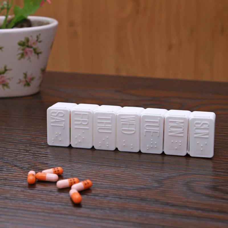 Przenośny Dozownik Z 7 Przegródkami Flip Pill Case Cotygodniowy Tablet Organizer Na Leki Pojemnik Z Intymnym Wzorem Braille'a