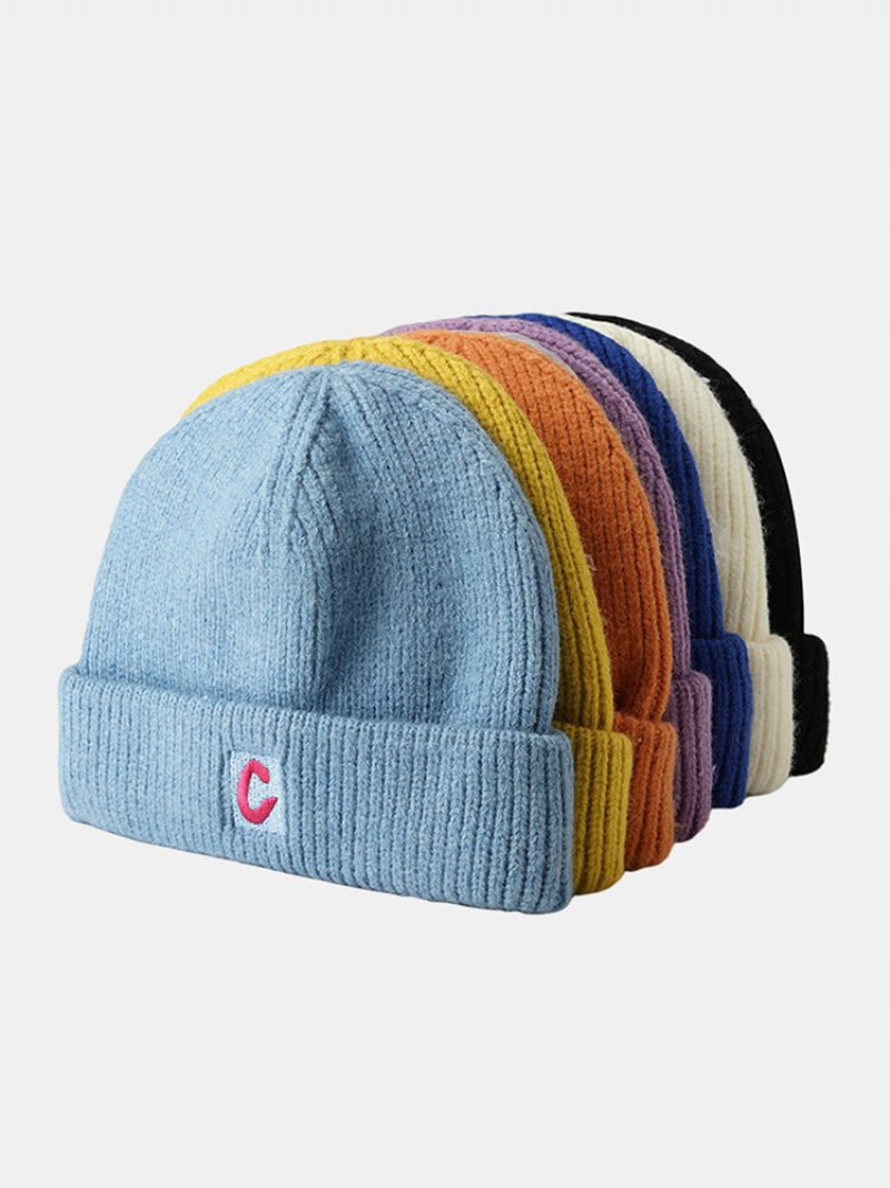 Unisex Akrylowa Dzianina Jednolity Kolor List Etykieta Haft Moda Ciepło Brimless Czapka Beanie