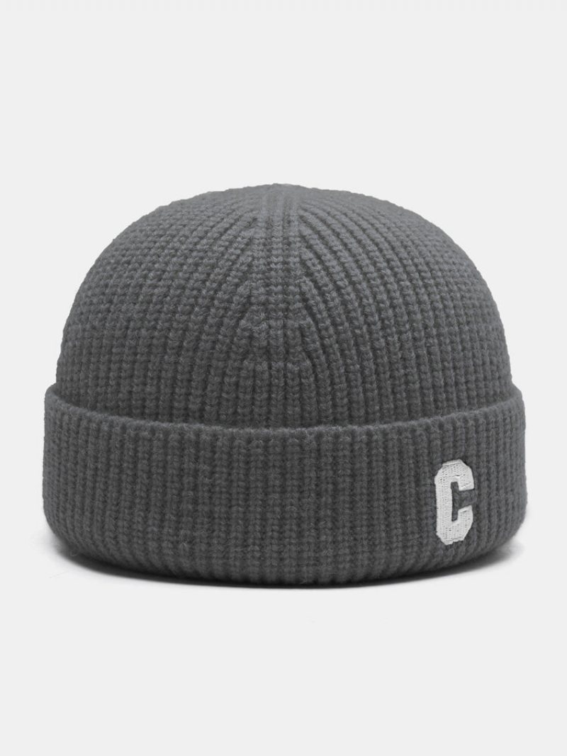 Unisex Dzianinowa Czapka Typu Beanie W Jednolitym Kolorze Z Haftem W Literę C Na Wszystkie Mecze