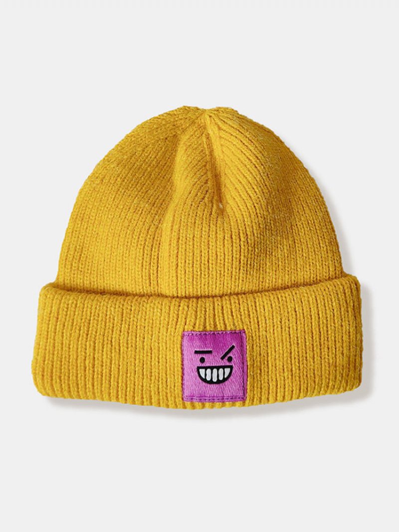 Unisex Dzianiny Jednolity Kolor Kreskówka Śmieszne Uśmiech Twarzy Wzór Łatka Mody Ciepło Brimless Czapka Beanie