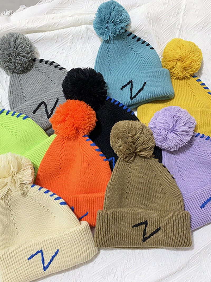 Unisex Dzianiny Kontrastowe Plecione Szwy Z Wzór W Litery Ochrona Uszu Zaciskanie Moda Ciepło Czapka Beanie Bez Rondla