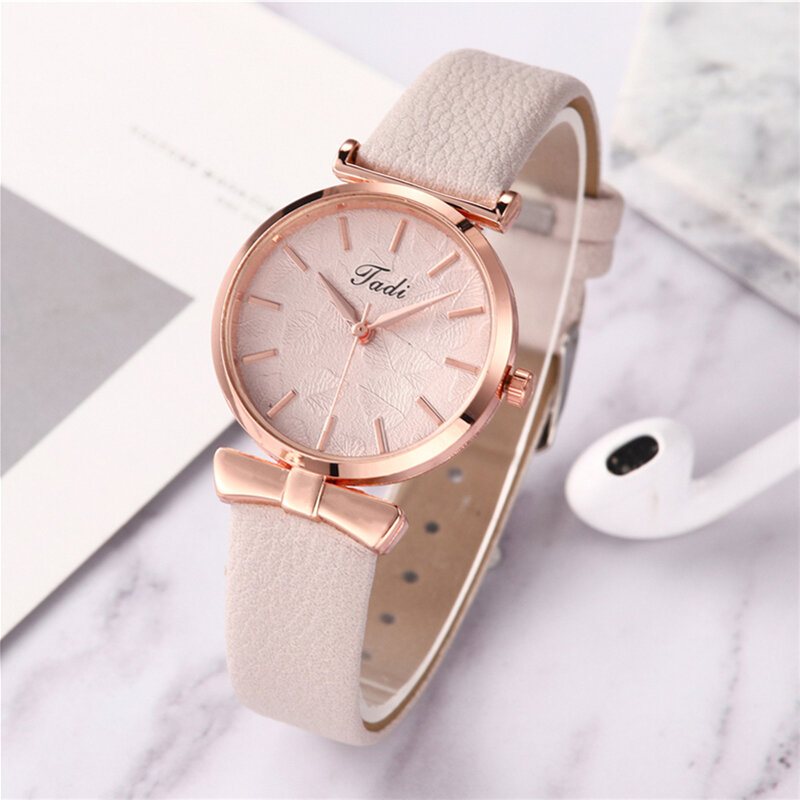 Moda Sport Kobiety Zegarki Skórzany Pasek Bez Tarczy Z Numerem Rose Gold Alloy Case Zegarek Kwarcowy