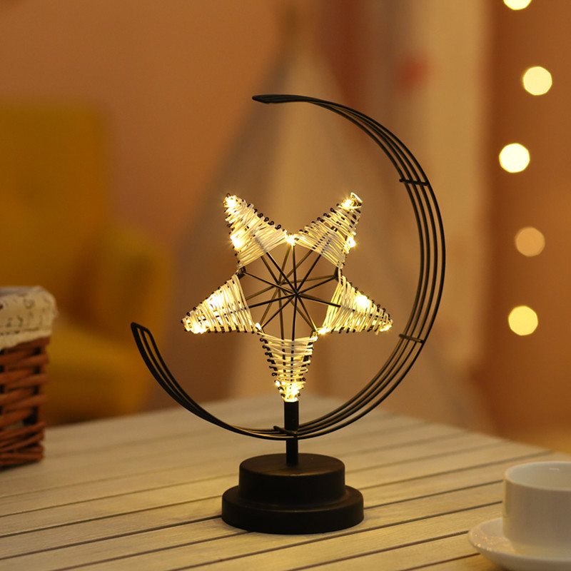 Ins Model Wybuchu Nordic Led Girl Heart Star Kutego Żelaza Lampka Nocna Urodziny Modelowanie Dekoracyjna Lampa