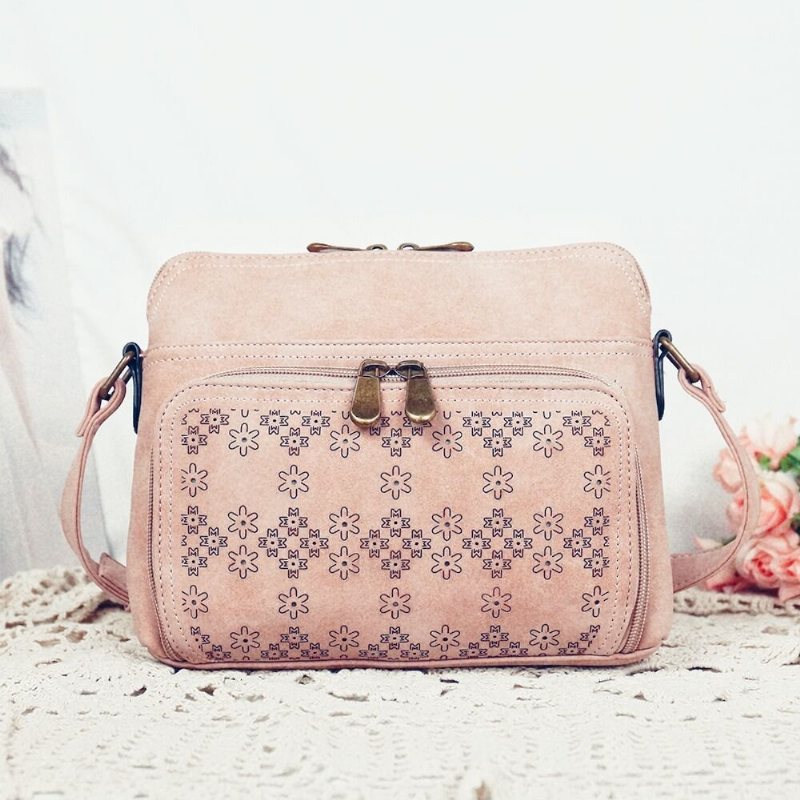 Lekka Torba Crossbody Z Wydrążonym Wzorem W Kwiaty