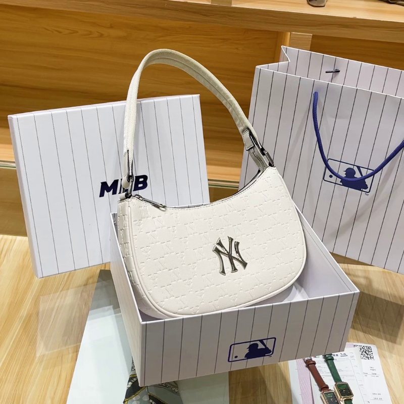 Torba Pod Pachami Mlb Summer High-end Feeling Niche White Crescent Bag Torebka Na Ramię Mała