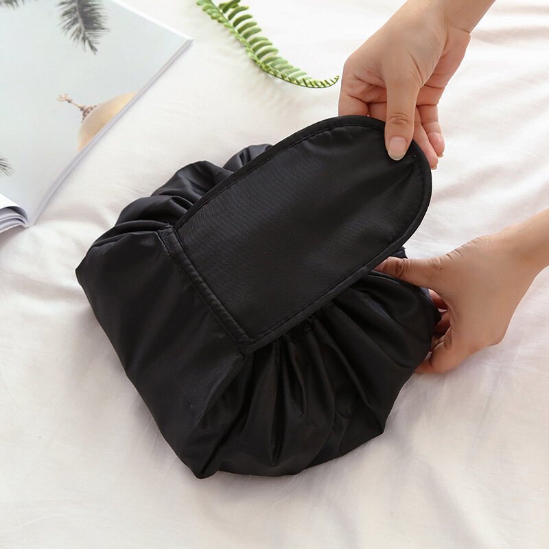 Poliestrowa Kosmetyczka Ze Sznurkiem W Jednolitym Kolorze Travel Portable Lazy Storage Bag